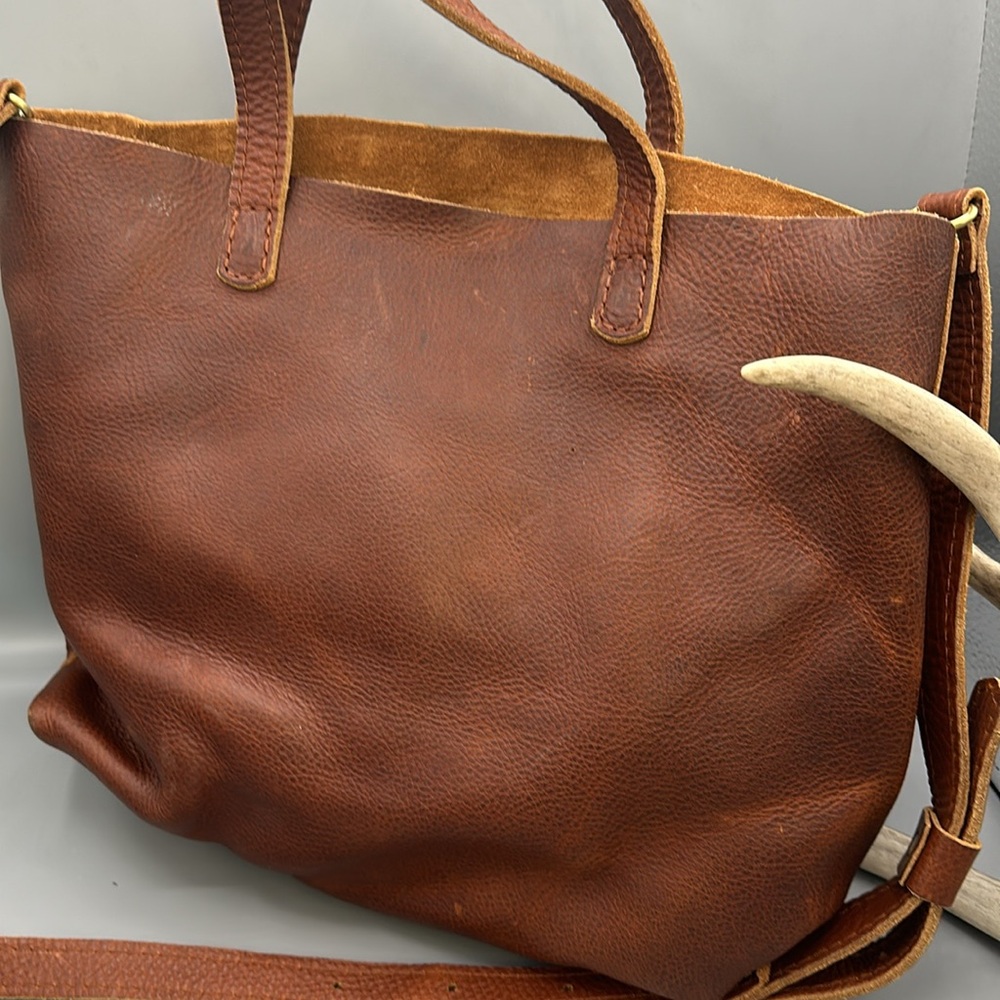 Portland Leather Brown Leather Shoulder Bag - Picture 2 of 3